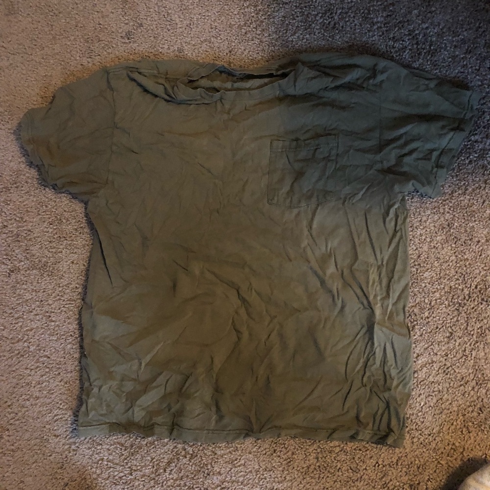 Men’s green T-shirt size xl